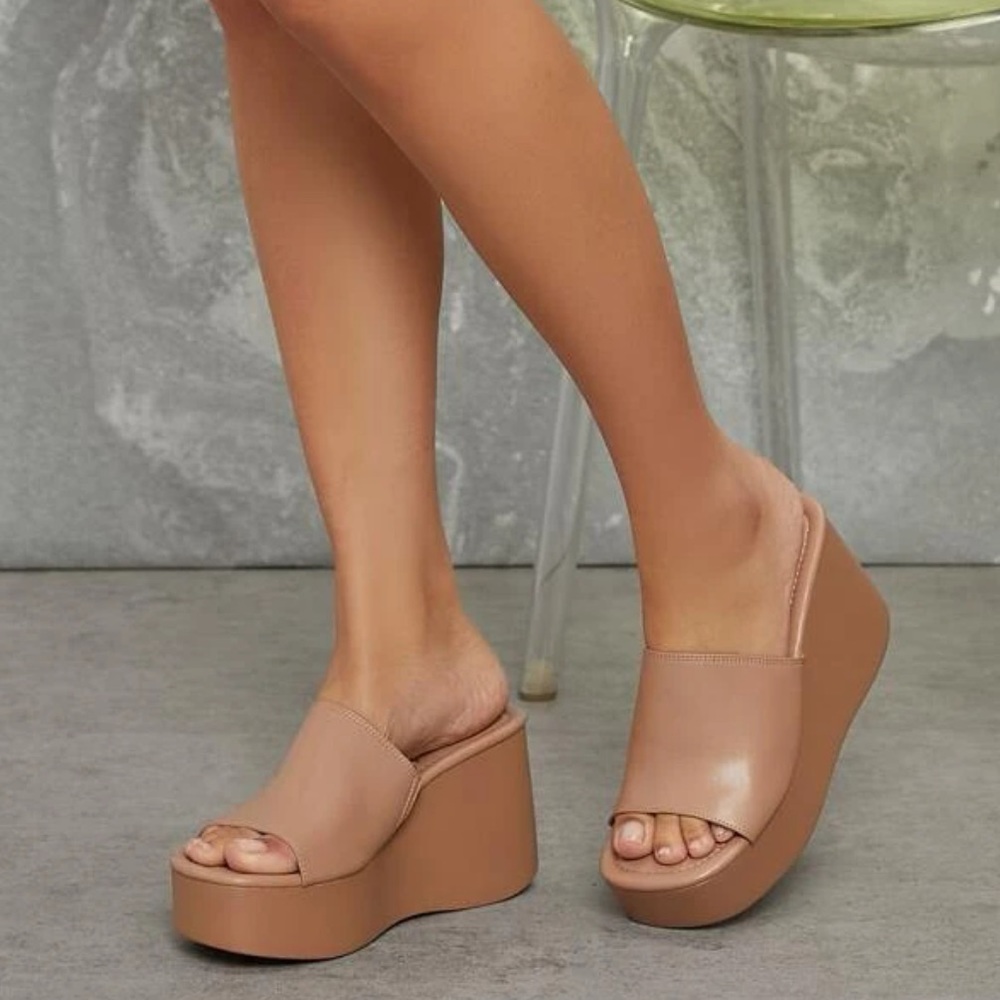 Tan Platform Sandal